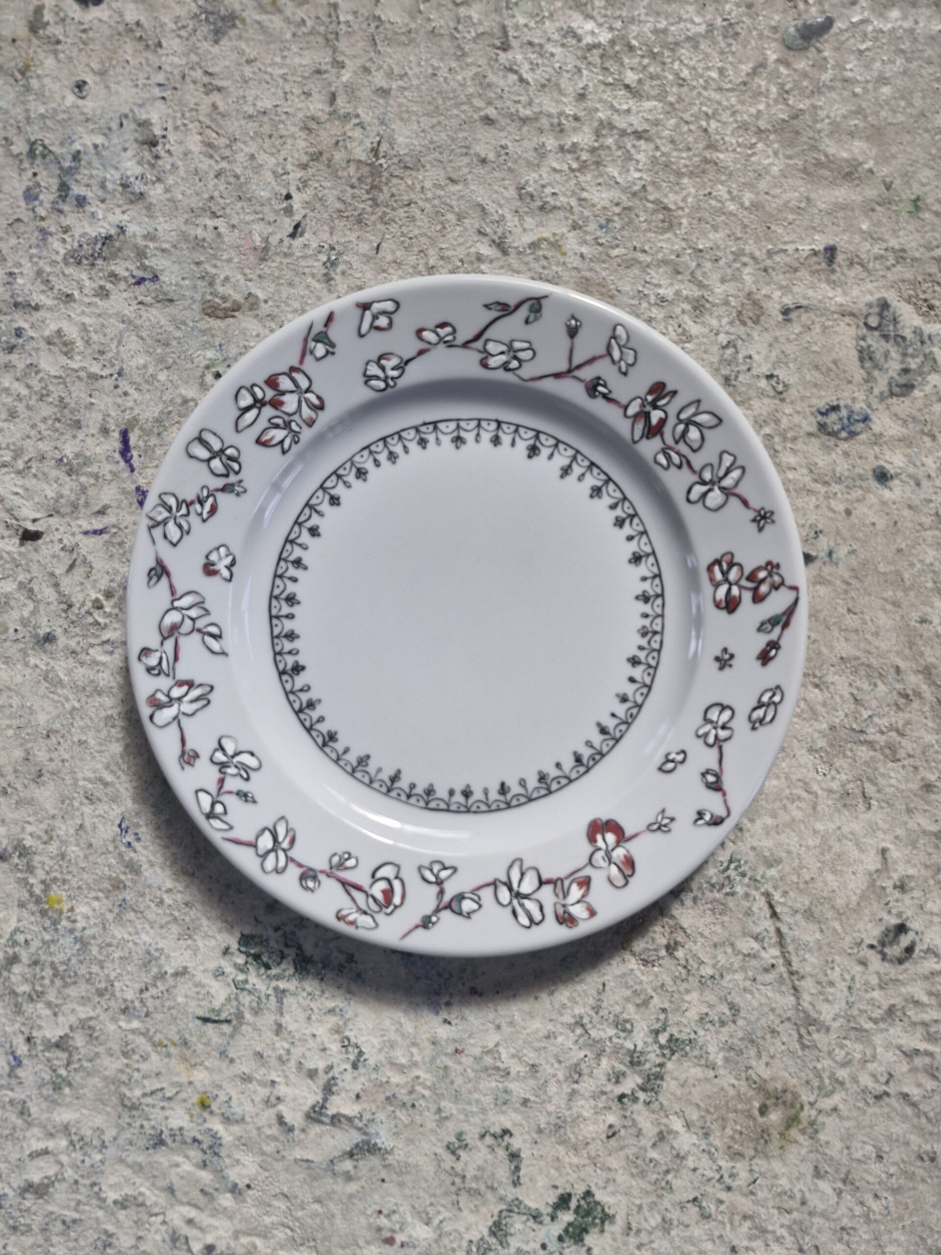 Linia, plama i kolor w malarstwie naszkliwnym